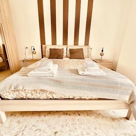 Manzoni Artist Lodge Bari Kültér fotó